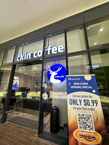 luckin coffee - Woods Square