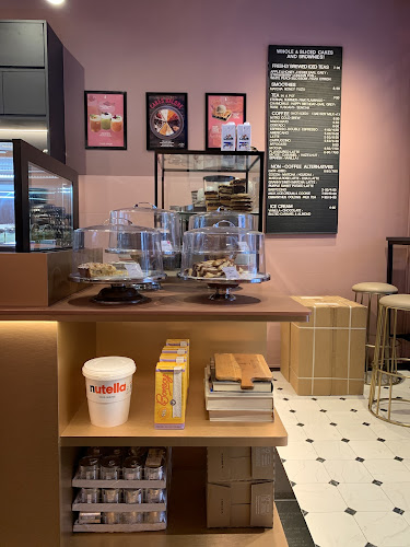 Comentarii opinii despre Cake Spade