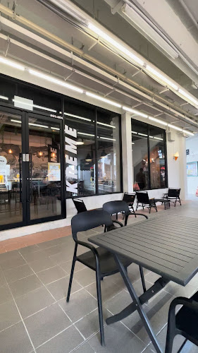 Opinii despre Kreme Cafe în Singapore - Hospitality and gastronomy