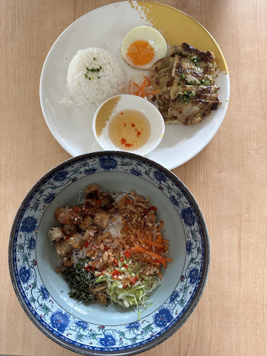 F.I.C. (Fried Ice Cream & Viet Bites) - Singapore