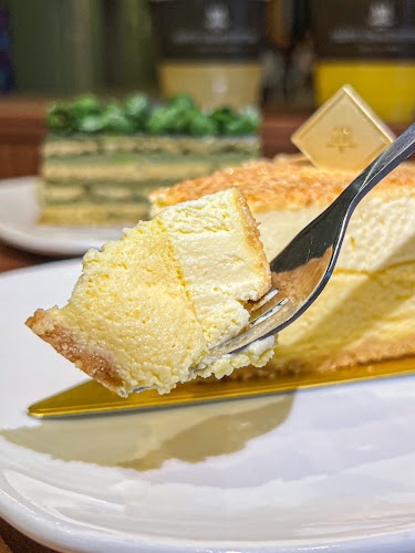 Henri Charpentier - Singapore