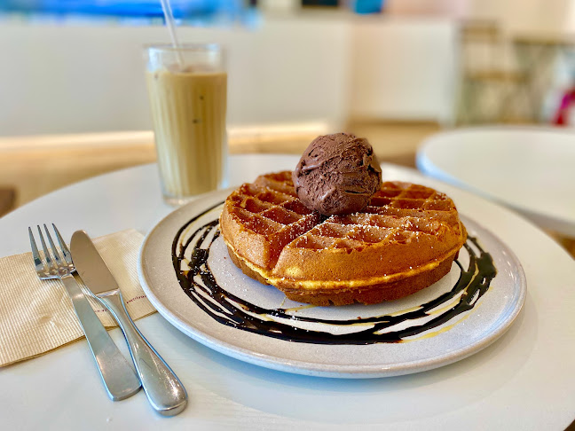 Moin Moin Gelato - Singapore