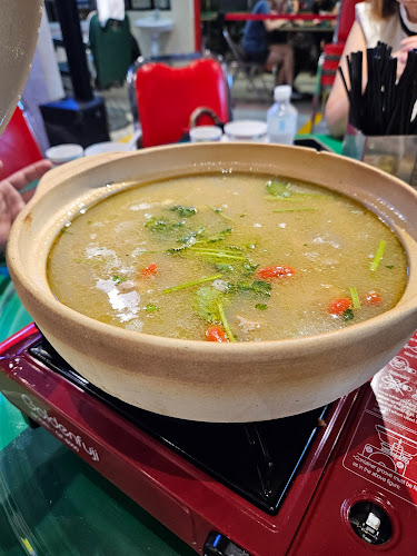 Hey Kee HK Seafood - Hospitality and gastronomy