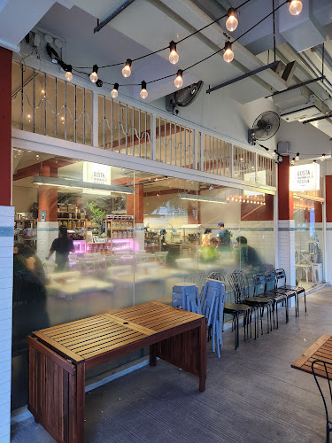 Opinii despre Gusta Sourdough Pizza Co. în Singapore - Hospitality and gastronomy