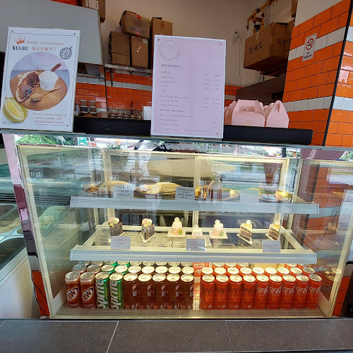 Pink Ice Cream Cafe - Singapore