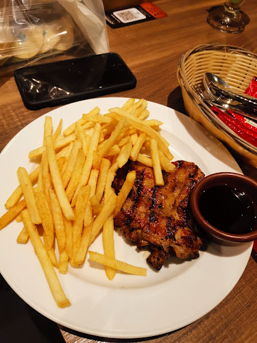 ASTONS Specialities @ City Square Mall - Hospitality and gastronomy