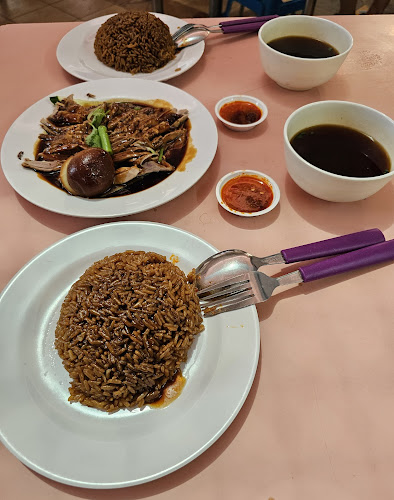 Comentarii opinii despre Block 105 HDB Yishun (Food Centre)