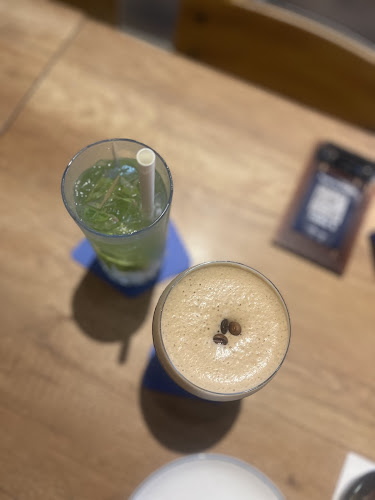 Harry's HarbourFront - Singapore