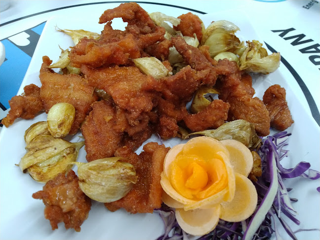 Comentarii opinii despre 香满园菜馆 Xiang Man Yuan Caterer