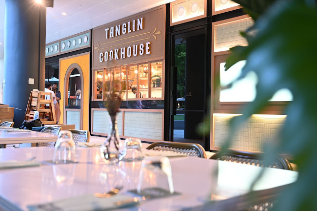 Opinii despre Tanglin Cookhouse (Paya Lebar Quarter) în Singapore - Hospitality and gastronomy
