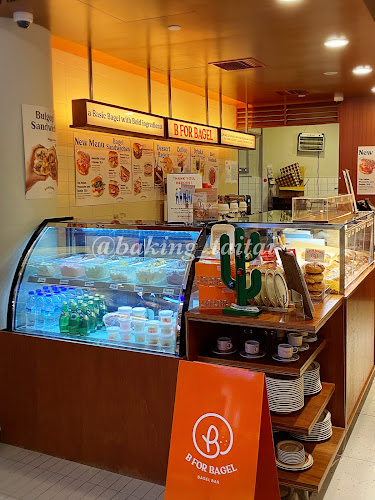 163 Tanglin Rd, B1-125,126, Singapore 247933