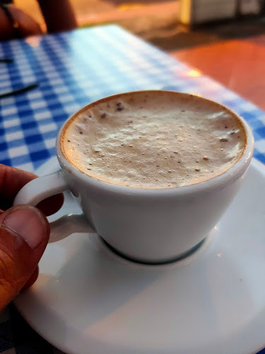 Comentarii opinii despre Awfully Chocolate