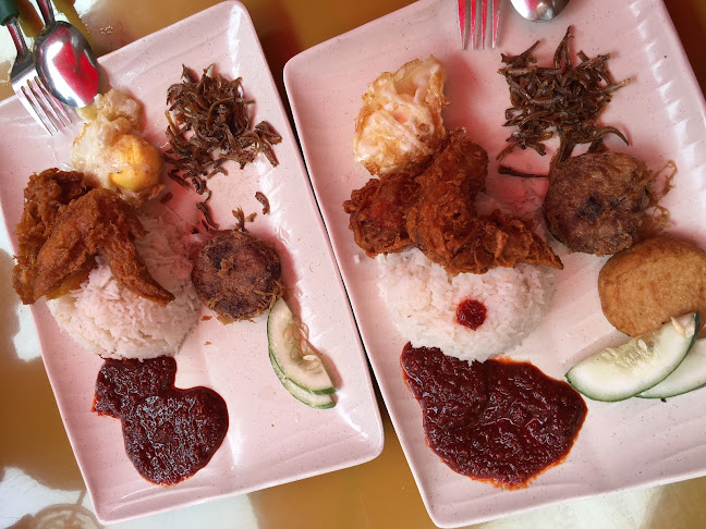 Selera Rasa Nasi Lemak - Hospitality and gastronomy