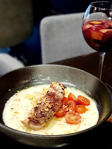 Opinii despre Perle Noire Oyster & Grill Bar (Holland Village) în Singapore - Hospitality and gastronomy