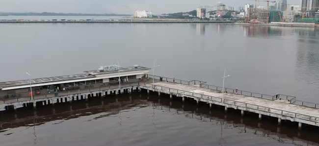 Rasa Istimewa Waterfront Restaurant - Hospitality and gastronomy