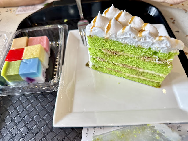 HarriAnns Nonya Table - Hospitality and gastronomy