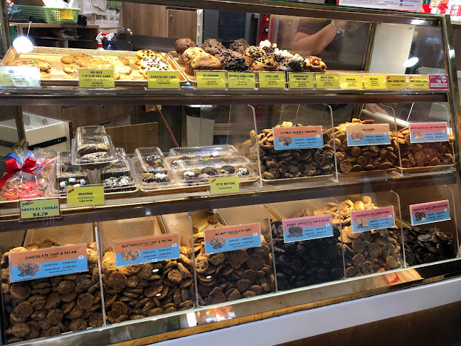 Comentarii opinii despre Famous Amos