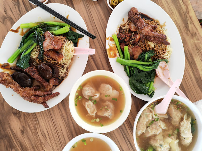 Comentarii opinii despre 黄记云吞面Depot Road