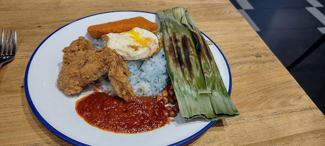 380 Clementi Ave 5, #01-376, Singapore 120380