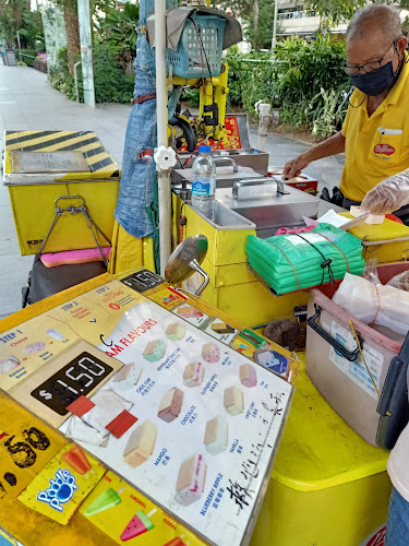 Old’s Uncle Ice Cream Stand by Walls - Hospitality and gastronomy