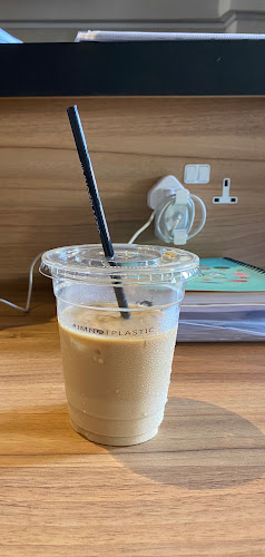 Comentarii opinii despre The Wired Monkey SG (The Hole)