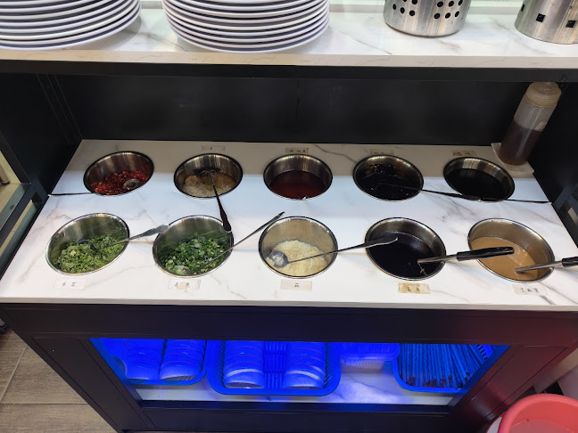 Comentarii opinii despre Charcoal Chicken Pot