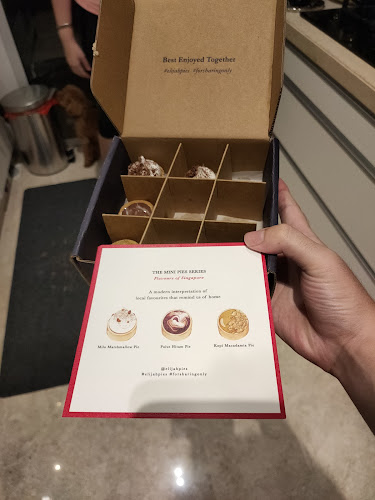 Comentarii opinii despre Elijah Pies @ King George's