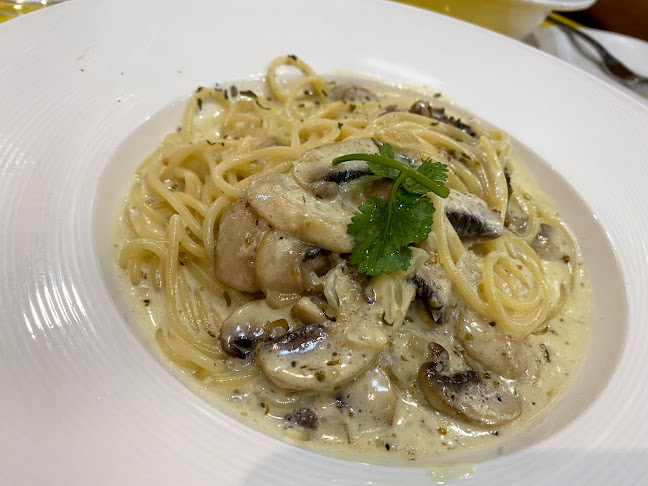 The Manhattan Fish Market