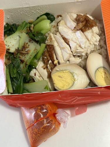Feng Feng Boneless Chicken Rice - Singapore