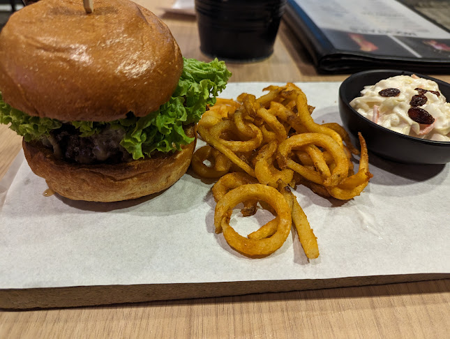 65 Airport Boulevard #02-08,Changi Airport, Terminal 3 Departure Transit Lounge North, 819663