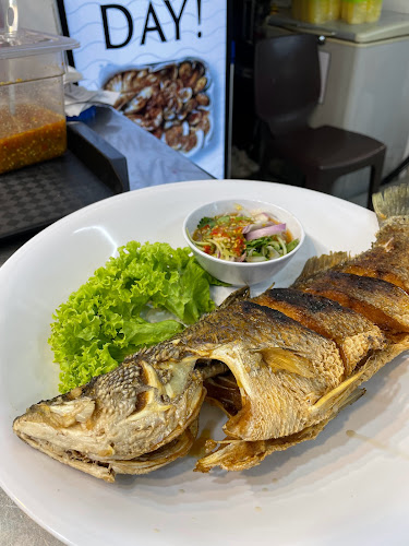 Kin Hoi (Original) Famous Thai Food