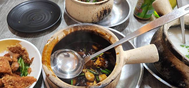NO.5 Bukit Timah Live Bull Frog Claypot Porridge