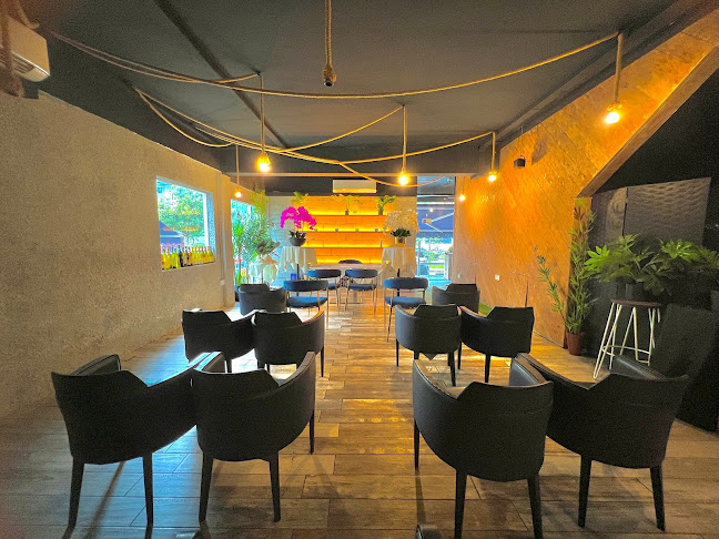 Comentarii opinii despre R Italian Kitchen & Smokehouse