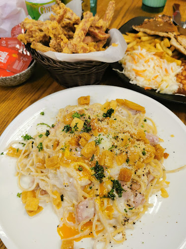 Eightisfy Western - Singapore