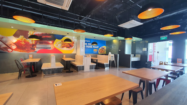 Arnold's Fried Chicken Bedok Branch - Hospitality and gastronomy