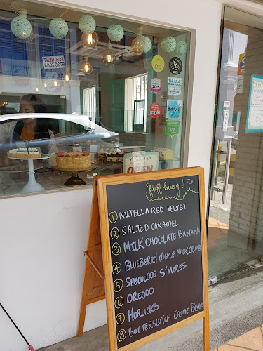 Comentarii opinii despre Fluff Bakery - Halal, Muslim owned bakery in Singapore