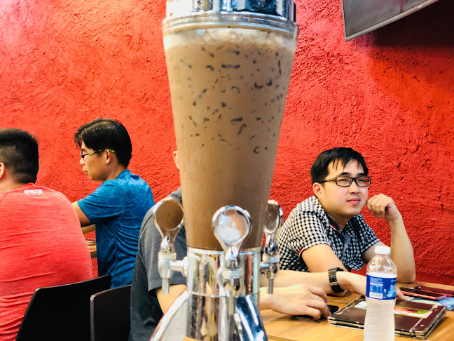 1 Kensington Park Rd, Singapore 557253