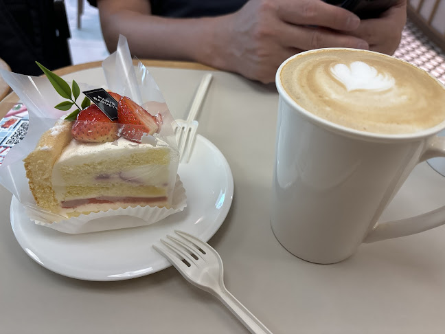 7 7 Holland Vlg Wy, #01-46/47, One, Singapore 275748