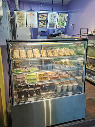 Old Street 82 八十二老街 - Singapore