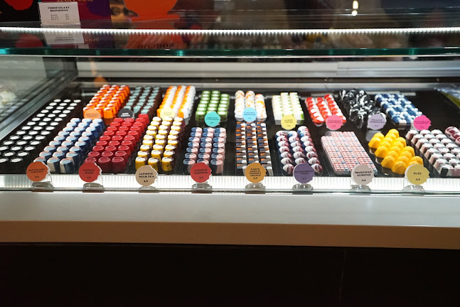 290 Orchard Rd, #B1 - k28, Singapore 238859