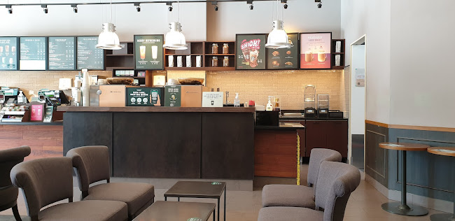 Starbucks HillV2 - Hospitality and gastronomy