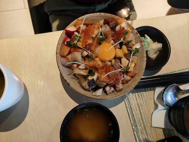 1 Stadium Pl, #02-17/18 Wave Mall, Singapore 397628