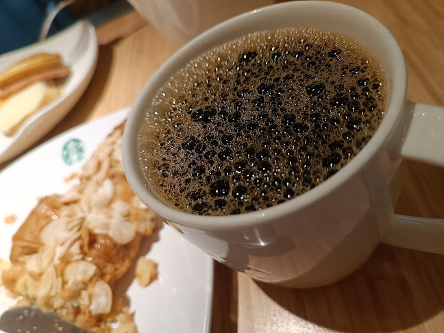 Opinii despre Starbucks JEM în Singapore - Hospitality and gastronomy