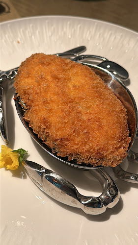 Jiang-Nan Chun - Hospitality and gastronomy