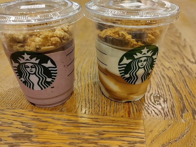 Opinii despre Starbucks Terminal 3 Departure Hall în Singapore - Hospitality and gastronomy