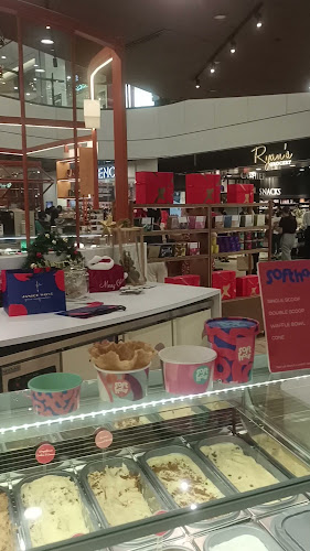 Opinii despre Softhaus în Singapore - Hospitality and gastronomy