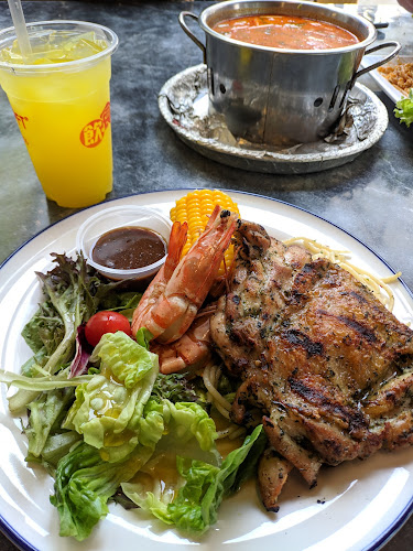 Food Loft (Ang Mo Kio Avenue 8) - Hospitality and gastronomy