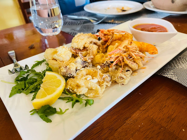 383 Bukit Timah Rd, #01-02, Singapore 259727