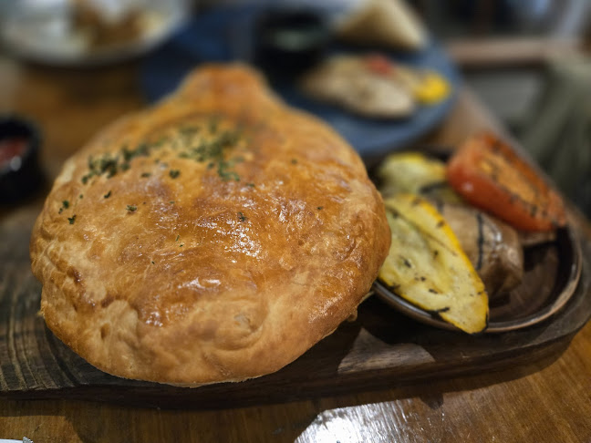 Comentarii opinii despre The Queen & Mangosteen