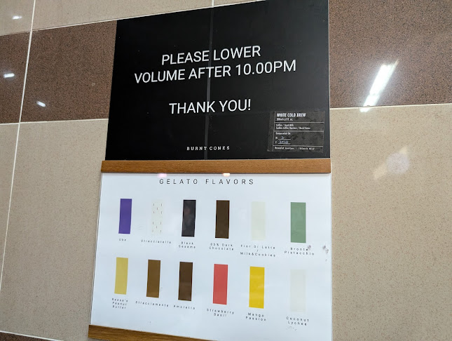 Comentarii opinii despre Burnt Cones Gelato (Sunset Way)